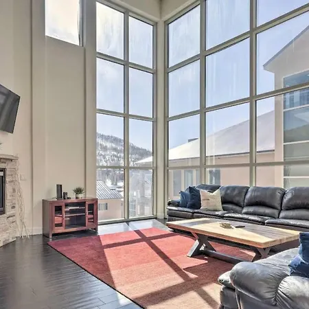 The Lofts #8D - Ski-Inout